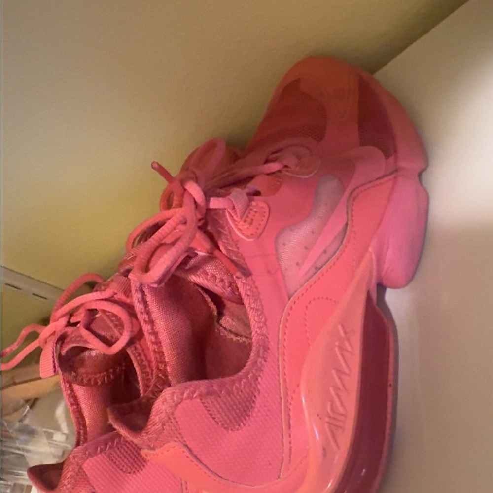 Nike Pink Sneakers
